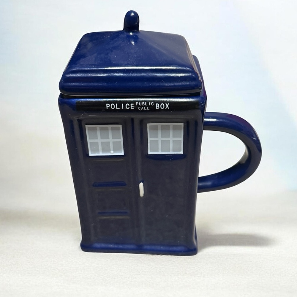 Doctor Who Tardis Mug & Lid London Police Box Shaped Tea Coffee Ceramic